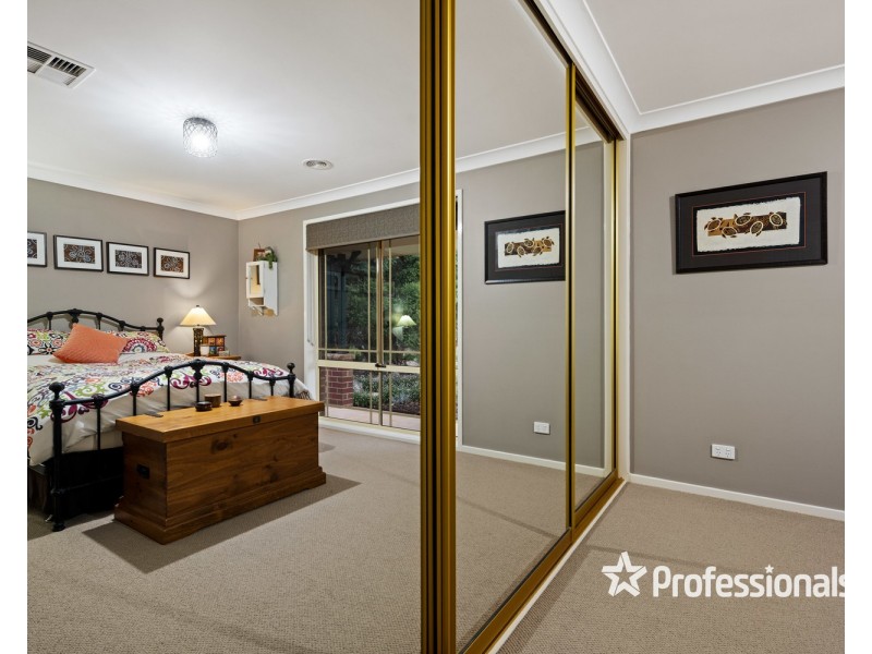 13 Stenzel Crescent, Baranduda VIC 3691