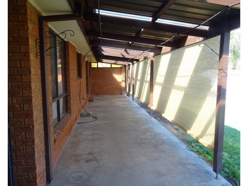 15 Sans Souci Drive, Wodonga VIC 3690
