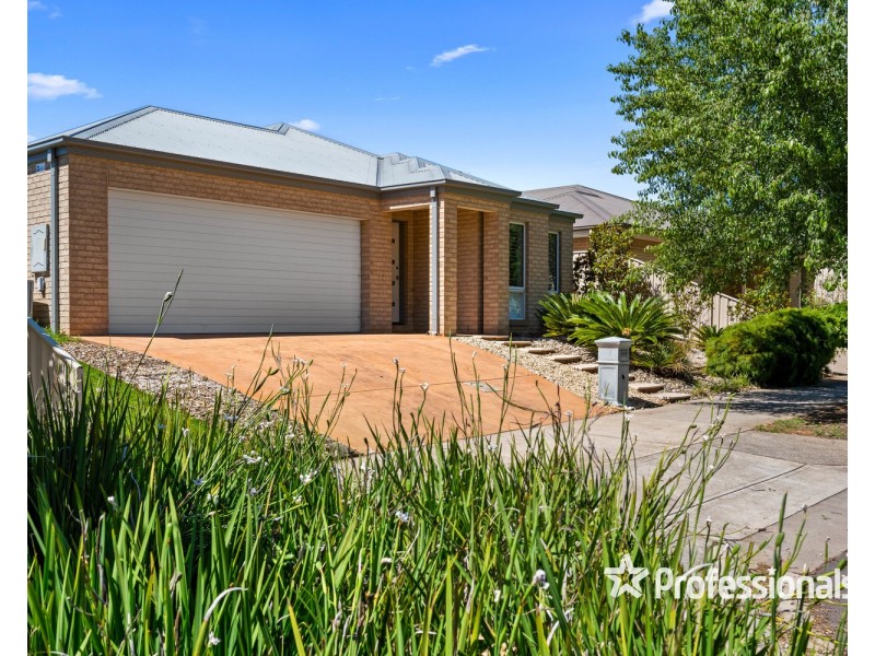 31 Victoria Cross Parade, Wodonga VIC 3690