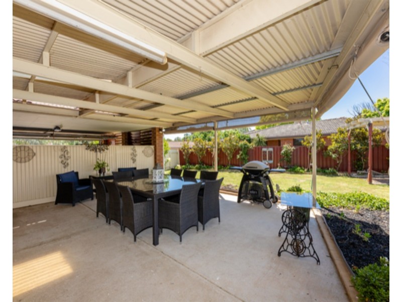 14 Decora Place, Thurgoona NSW 2640