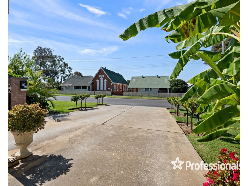69-73 Riesling Street, Corowa NSW 2646