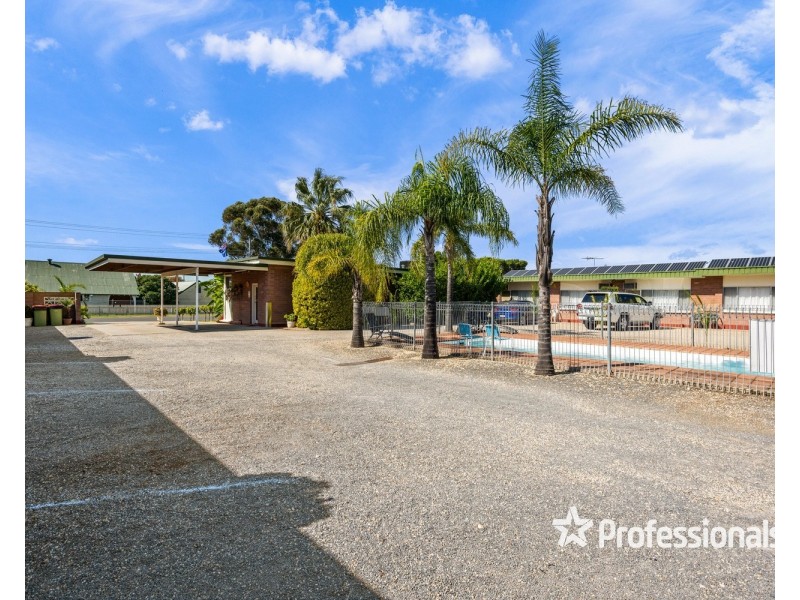 69-73 Riesling Street, Corowa NSW 2646