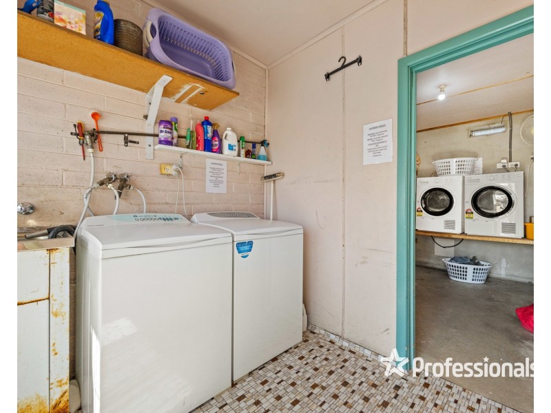 69-73 Riesling Street, Corowa NSW 2646