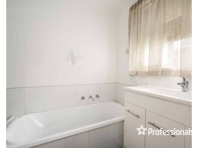 146 Melrose Drive, Wodonga VIC 3690