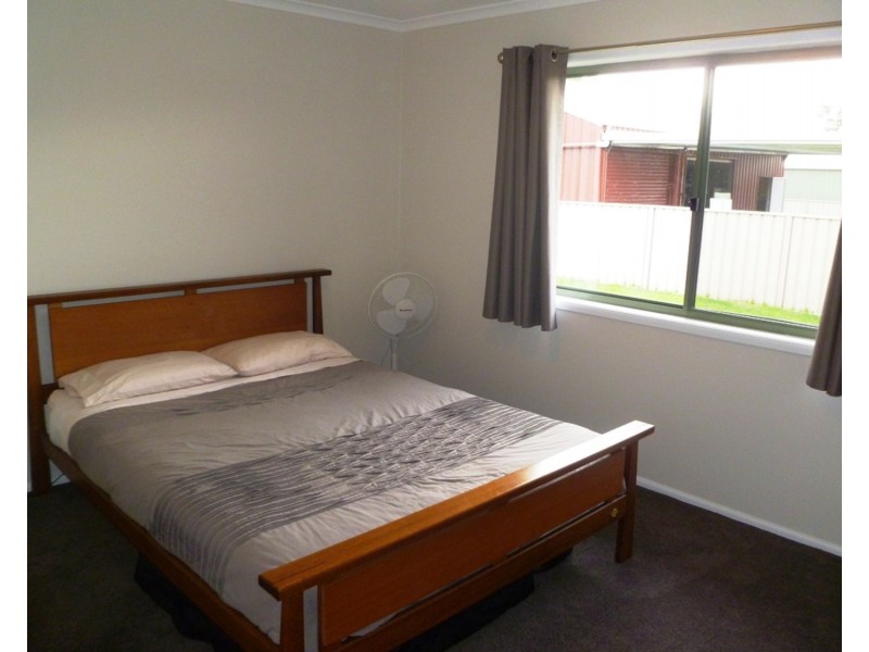 27 Dundee Drive, Wodonga VIC 3690