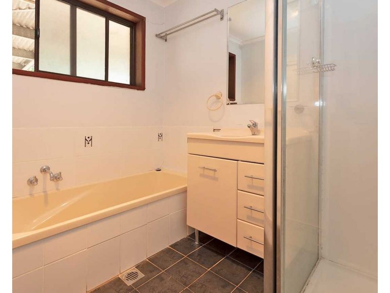 28 Yellow Gum Way, Thurgoona NSW 2640