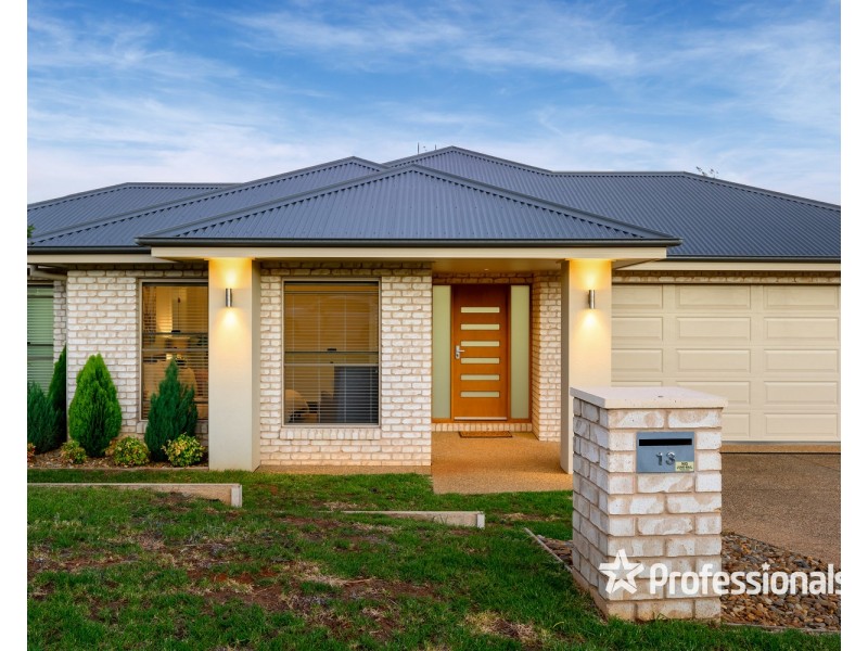 13 Hawk Place, Wodonga VIC 3690