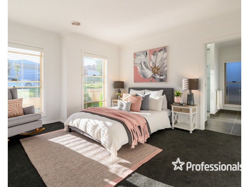 13 Hawk Place, Wodonga VIC 3690