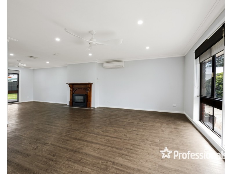 483 Ainslie Avenue, Lavington NSW 2641