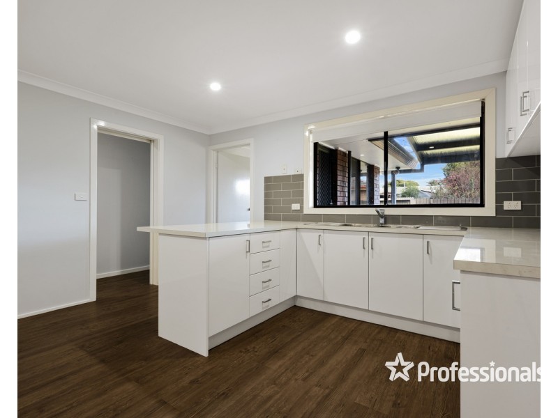 483 Ainslie Avenue, Lavington NSW 2641