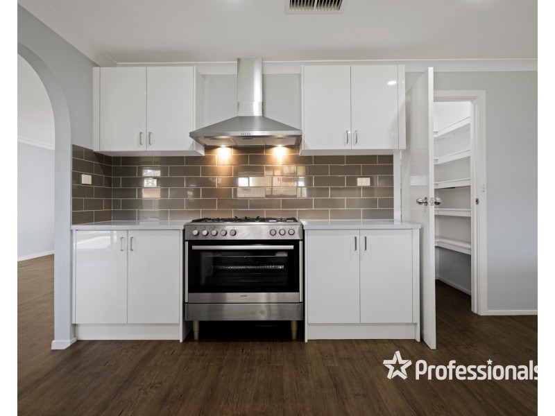 483 Ainslie Avenue, Lavington NSW 2641