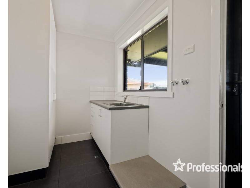 483 Ainslie Avenue, Lavington NSW 2641