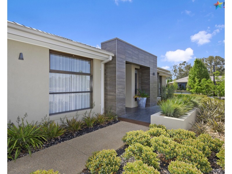 3 Riverside Boulevard, Killara VIC 3691
