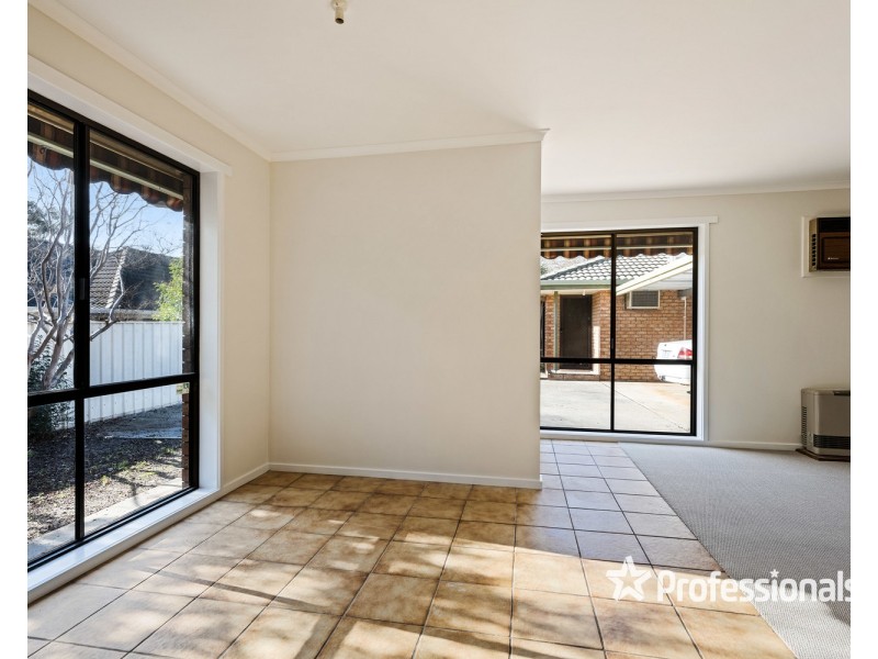 2/21 Fletcher Court, Wodonga VIC 3690