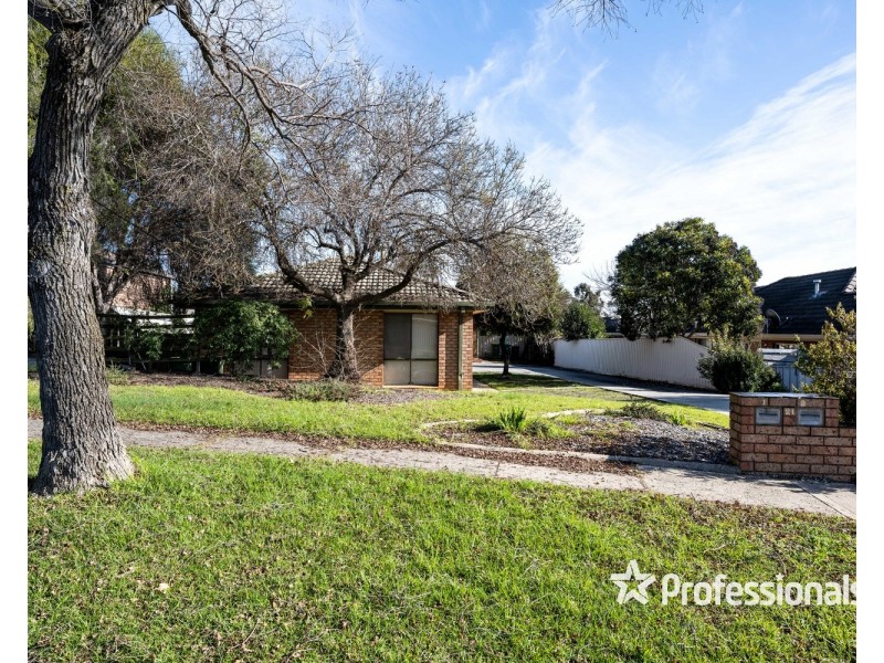 2/21 Fletcher Court, Wodonga VIC 3690