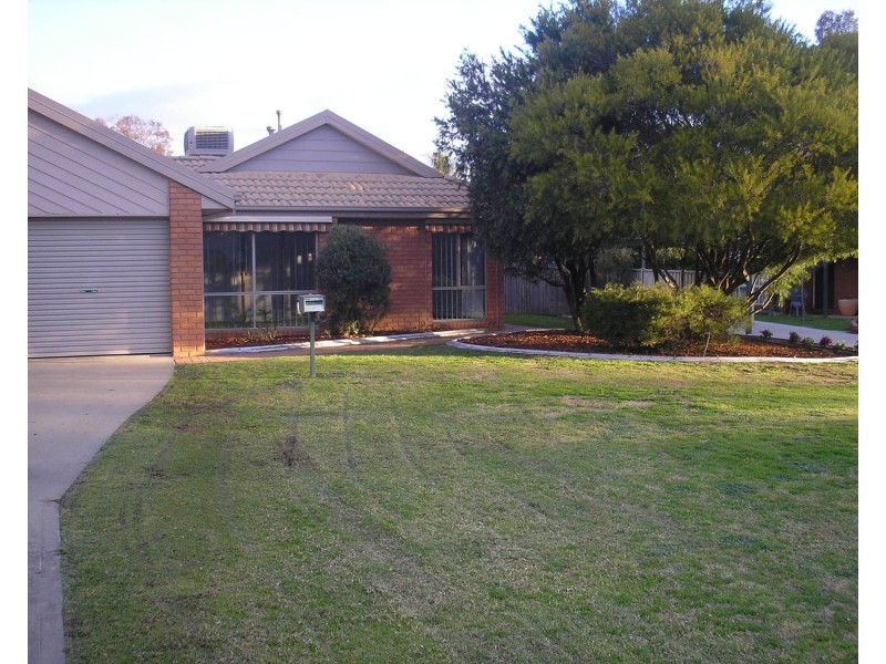 1 Goulburn Court, West Wodonga VIC 3690
