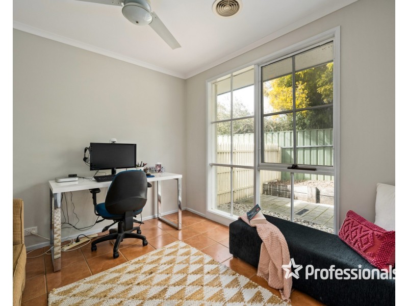 31 McMahon Place, West Wodonga VIC 3690