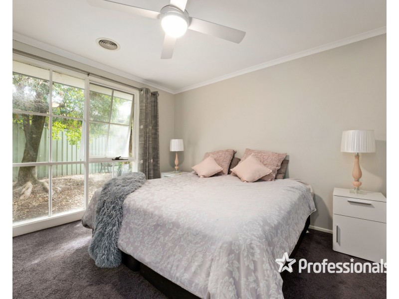 31 McMahon Place, West Wodonga VIC 3690