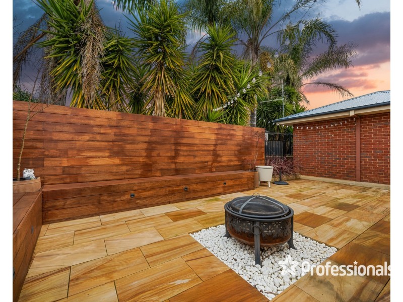 3 Lark Court, West Wodonga VIC 3690