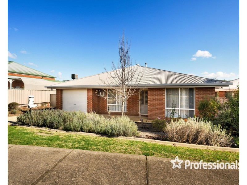 2/5 Milos Boulevard, Wodonga VIC 3690