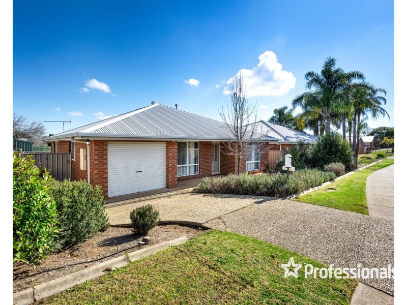 2/5 Milos Boulevard, Wodonga VIC 3690