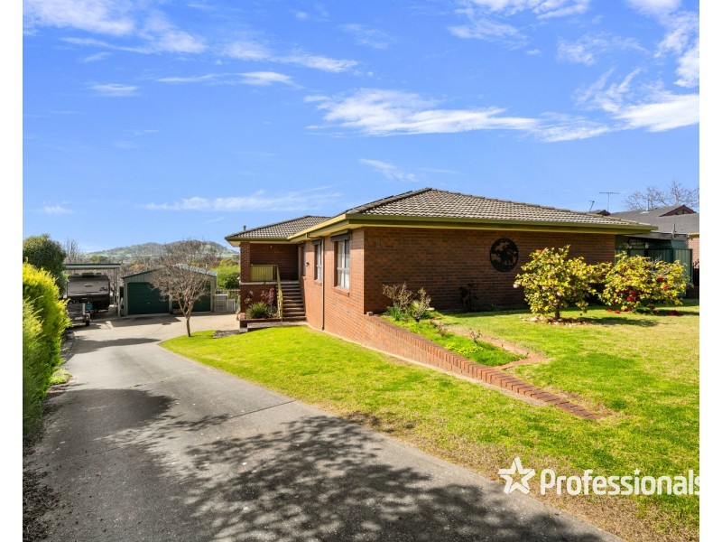 10 Hallawell Crescent, Wodonga VIC 3690