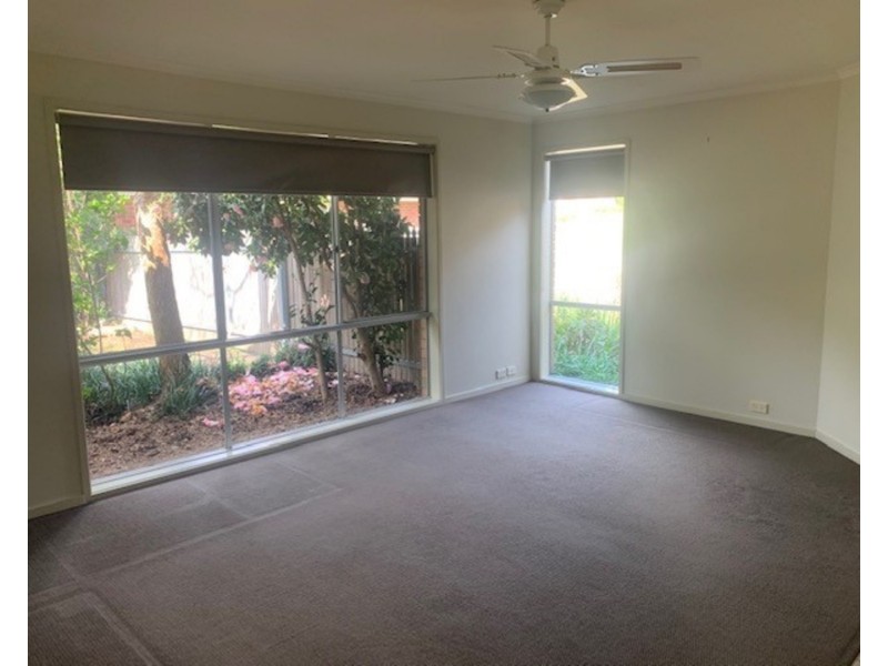 2 Elmslie Circuit, Wodonga VIC 3690