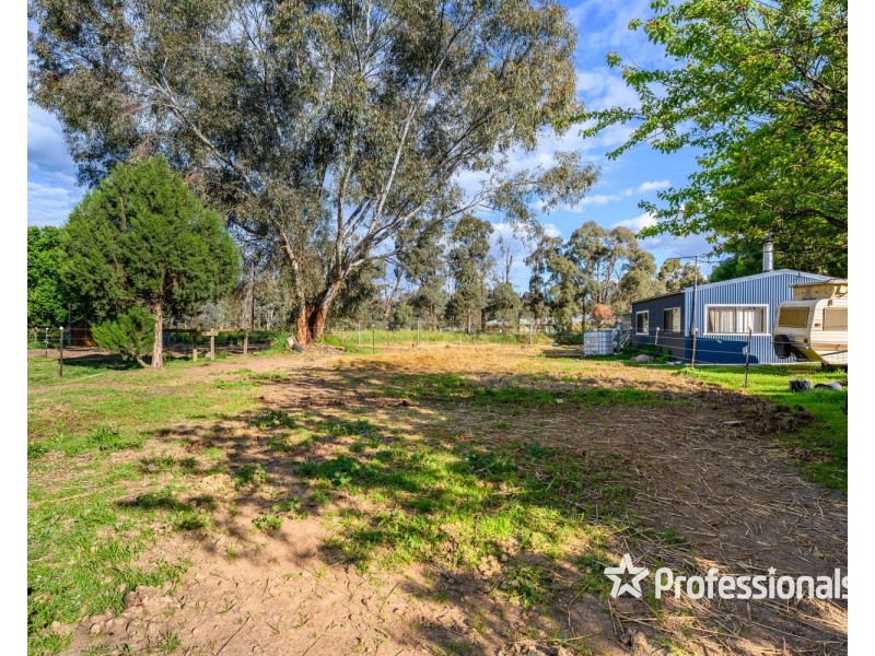 2/4 Palmerston Street, Barnawartha VIC 3688