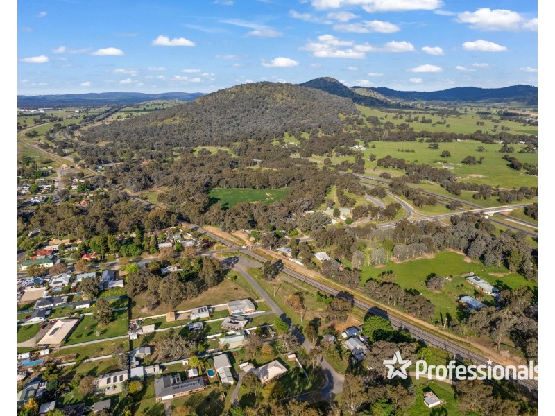 2/4 Palmerston Street, Barnawartha VIC 3688