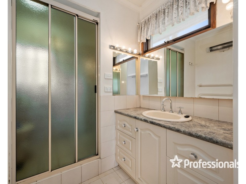 19 Scarborough Drive, Wodonga VIC 3690