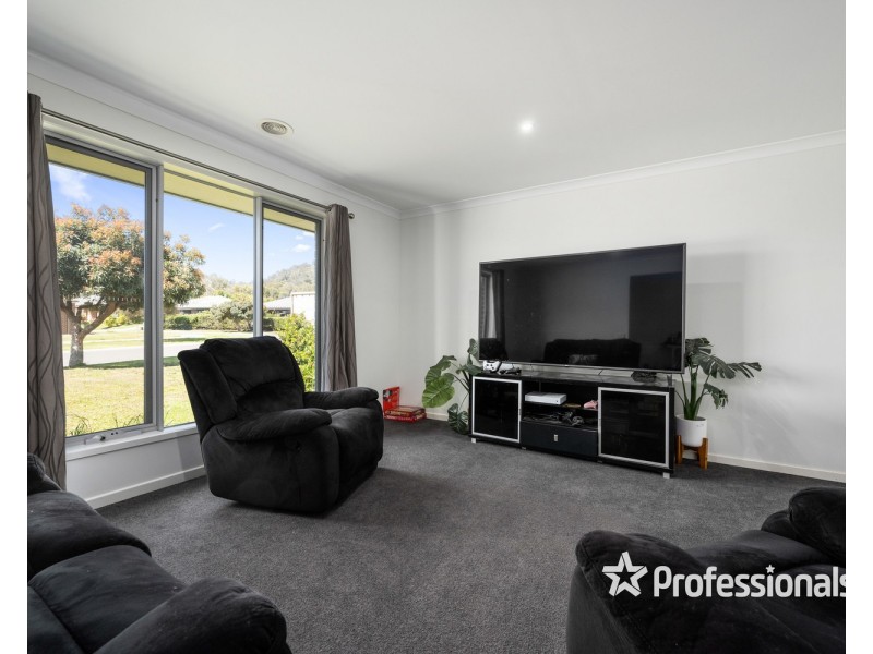 17 Murray Way, Wodonga VIC 3690