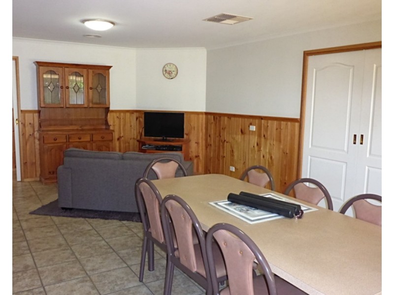 4 Kelle Court, Wodonga VIC 3690