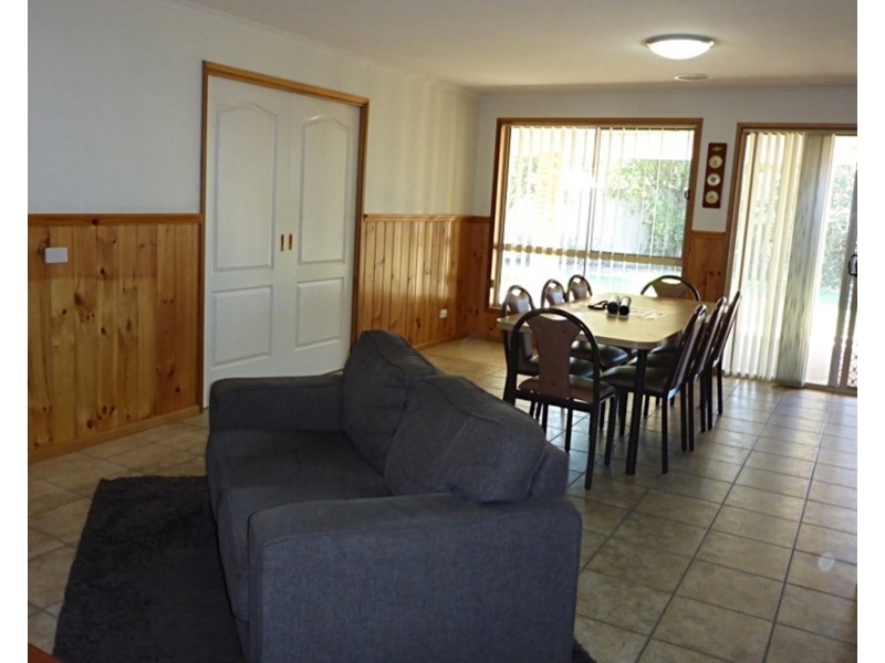 4 Kelle Court, Wodonga VIC 3690