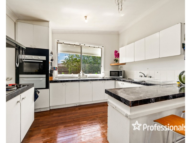 53 Albert Road, Chiltern VIC 3683