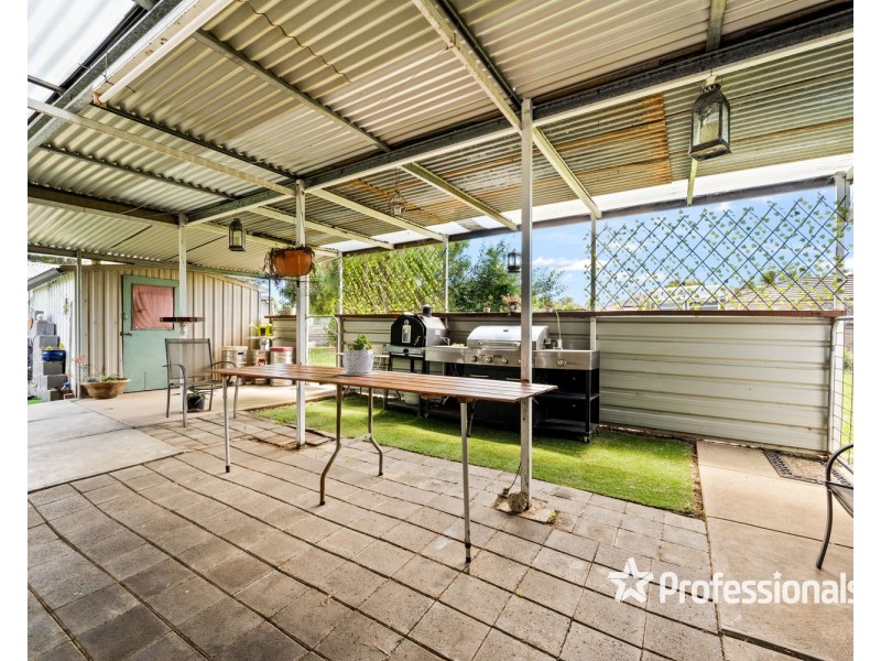 53 Albert Road, Chiltern VIC 3683