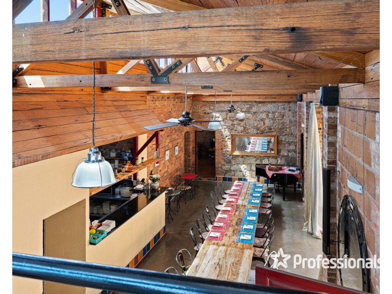 13 High Street, Yackandandah VIC 3749