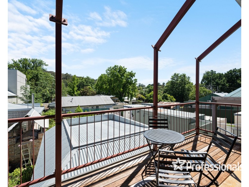 13 High Street, Yackandandah VIC 3749