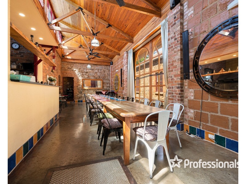 13 High Street, Yackandandah VIC 3749