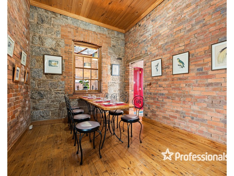 13 High Street, Yackandandah VIC 3749