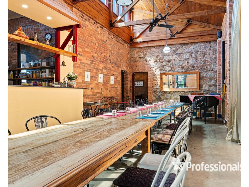 13 High Street, Yackandandah VIC 3749