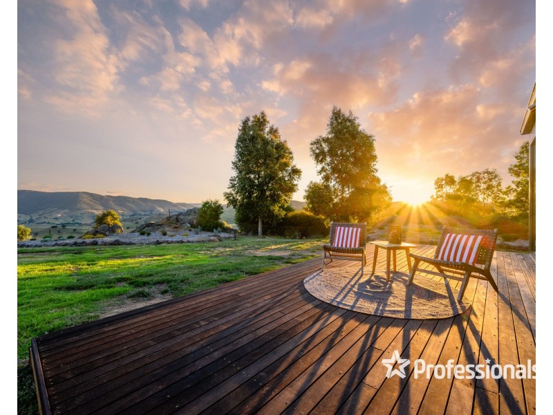 330 Ennis Road, Leneva VIC 3691