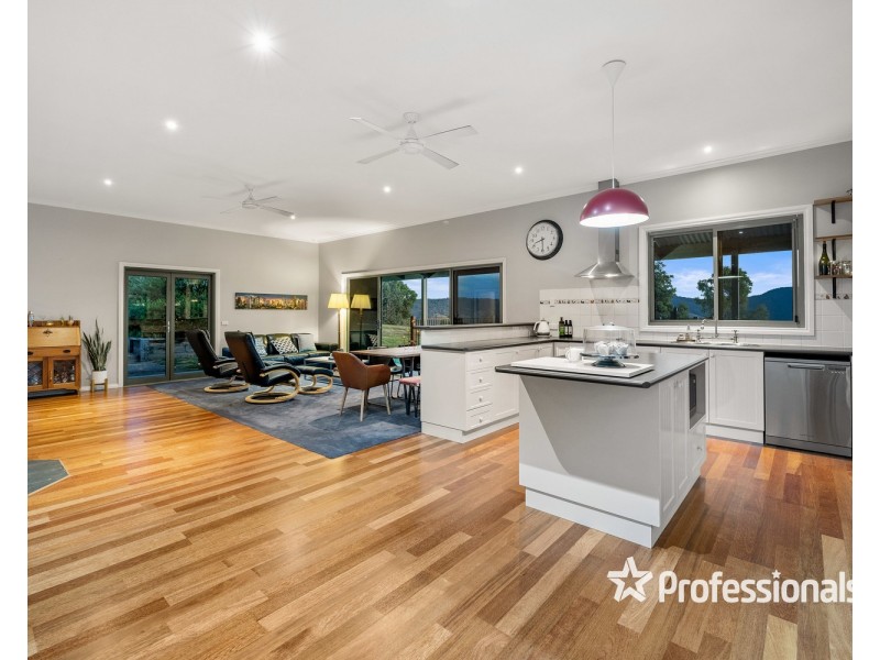 330 Ennis Road, Leneva VIC 3691