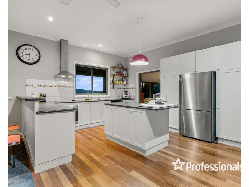 330 Ennis Road, Leneva VIC 3691