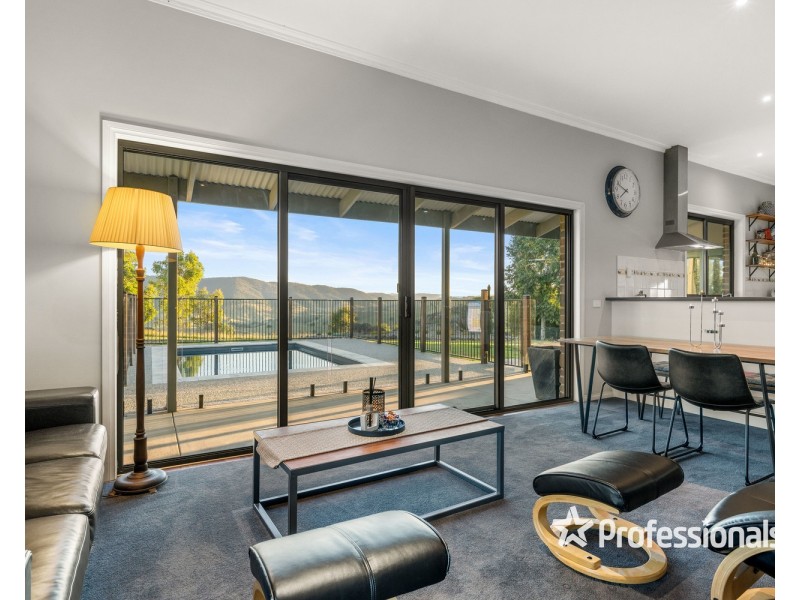 330 Ennis Road, Leneva VIC 3691