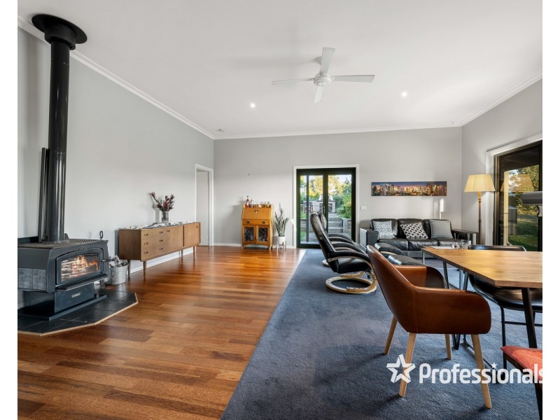 330 Ennis Road, Leneva VIC 3691