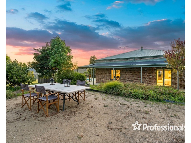 330 Ennis Road, Leneva VIC 3691