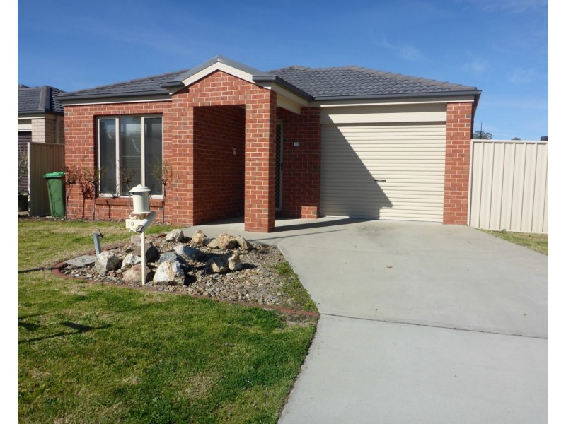 19 Castleton Street, Wodonga VIC 3690