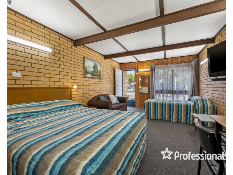 57 Hay Street, Corowa NSW 2646