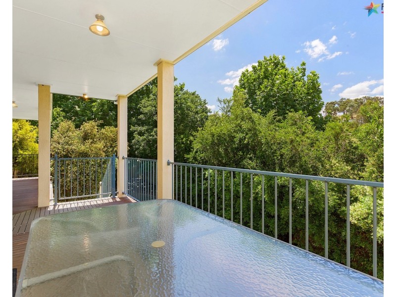 8 Ballara Drive, Wodonga VIC 3690