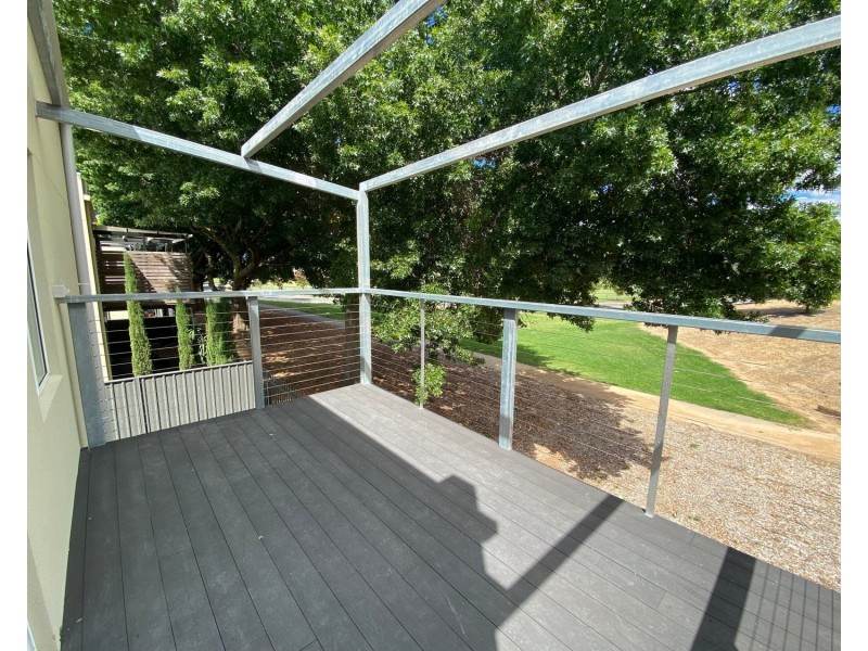 76 Charles Street, Wodonga VIC 3690